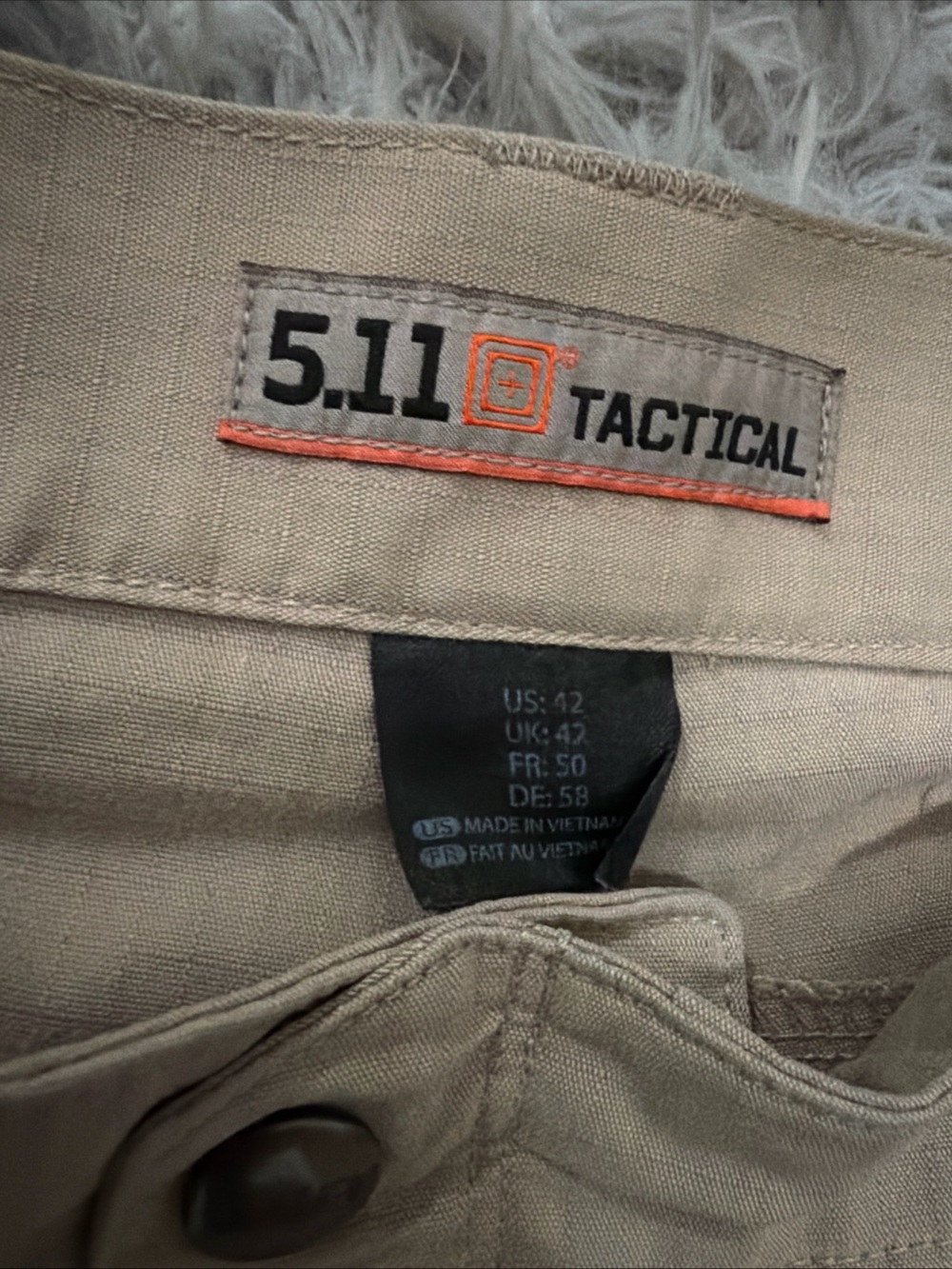 5.11 Tactical Ripstop Cargo Shorts Khaki Tan Men’s Size 42 Utility - Picture 2 of 3